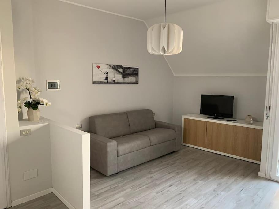 דירות Milano Besana Rent House מראה חיצוני תמונה